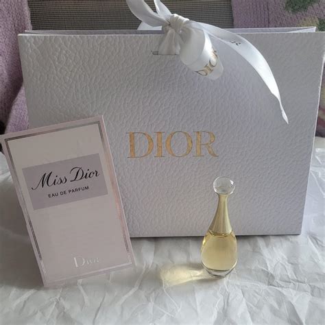 miss dior gift bag